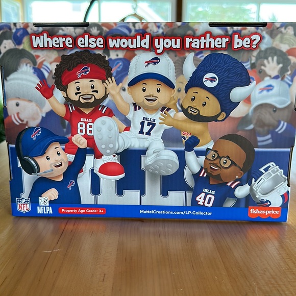 NIB 2023 Fisher Price Buffalo Bills Little People set - Picture 2 of 2